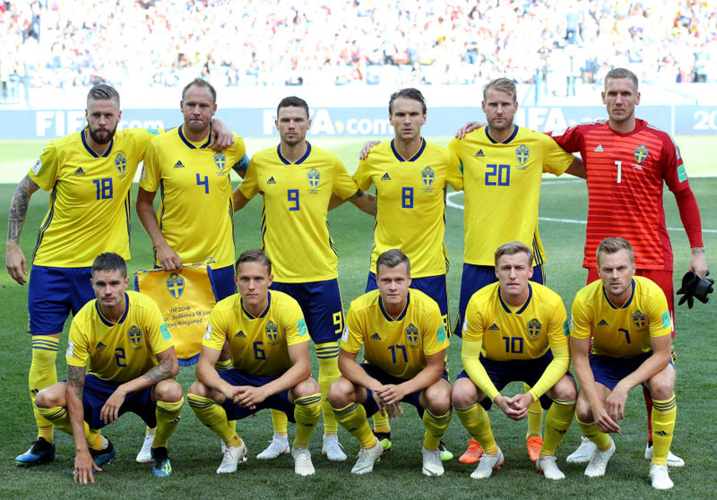 マニアは永久保存版！Ｗ杯全チーム「集合写真まとめ」GS第1節｜写真23