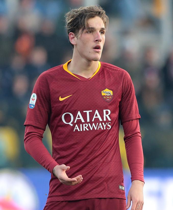 来季はNew Balanceに！ローマの「最高にかっこいいNIKEユニフォーム」7選｜写真4