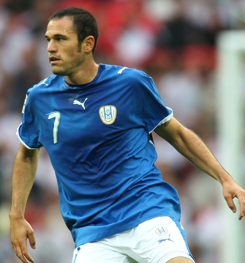 伝説の“袖なし”も！PUMA「2000年代の傑作ユニフォーム」10選｜写真6