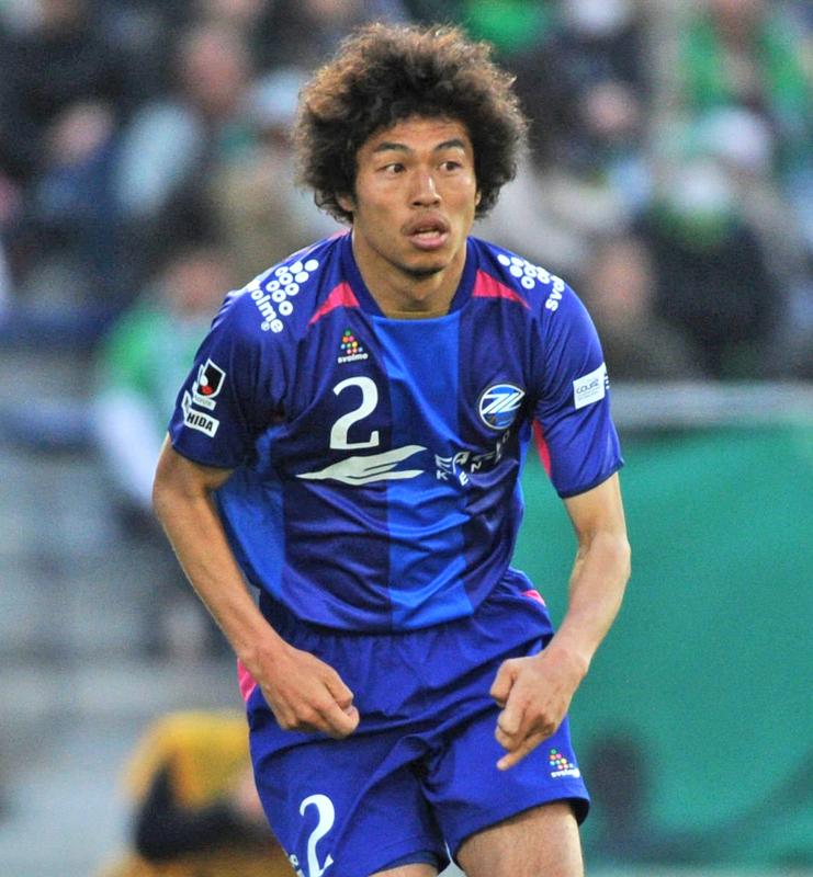 “躍進”町田ゼルビア！これが「歴代最高ユニフォーム」厳選トップ7｜写真7