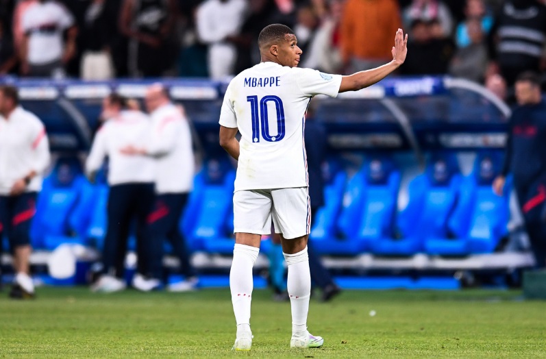  2022年W杯出場の全32代表チーム、いまの「背番号10」選手まとめ｜写真12