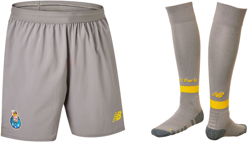 ポルト、2018-19新ユニフォームを発表！幅広ストライプが戻ってきた｜写真8