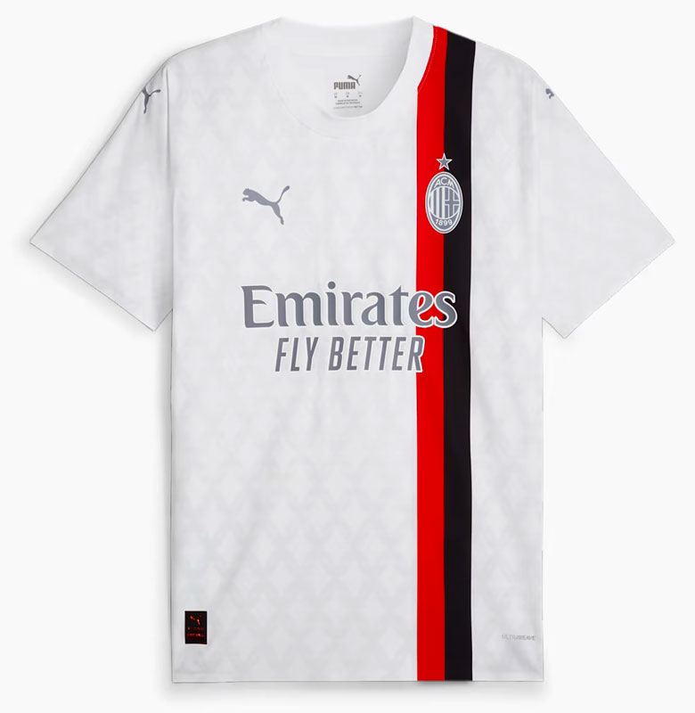 どれも街着に使える！今季「欧州5大リーグ」最高のPUMAユニフォーム5選｜写真13