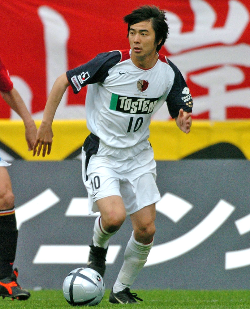 鹿島アントラーズ、2024新ユニフォームを発表！過去のユニを“再構築”したモダンなスタイル｜写真8