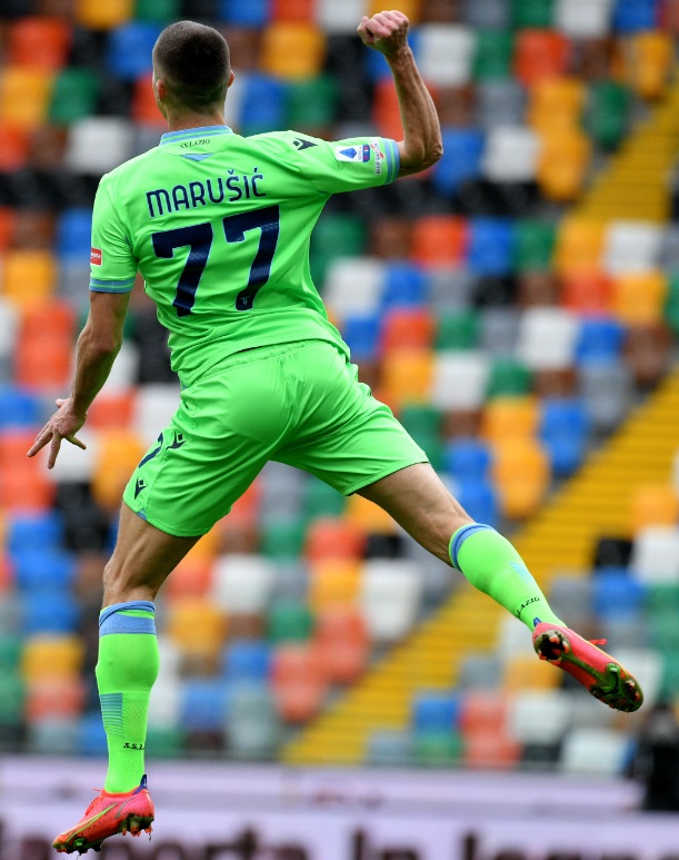 どっちが変？ローマvsラツィオ「謎の背番号」をつけた10人｜写真9