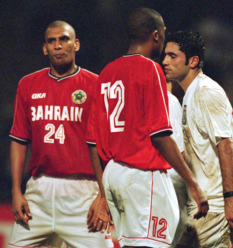 日本と対戦のバーレーン代表！昔は「BAHRAINでかロゴ」ユニを着ていた｜写真4