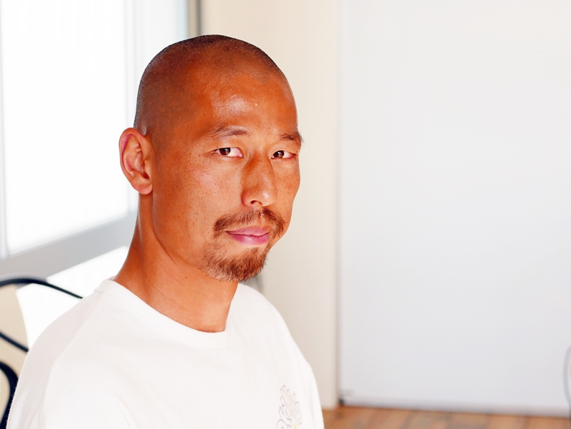 リアルサカつく「沖縄SV」！元Jリーガー岡根直哉が地域リーグで感じていること｜写真7