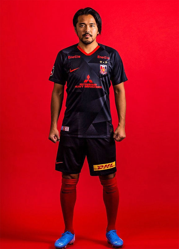 Jリーグ限定！最高にかっこいい「漆黒のユニフォーム」10選｜写真18