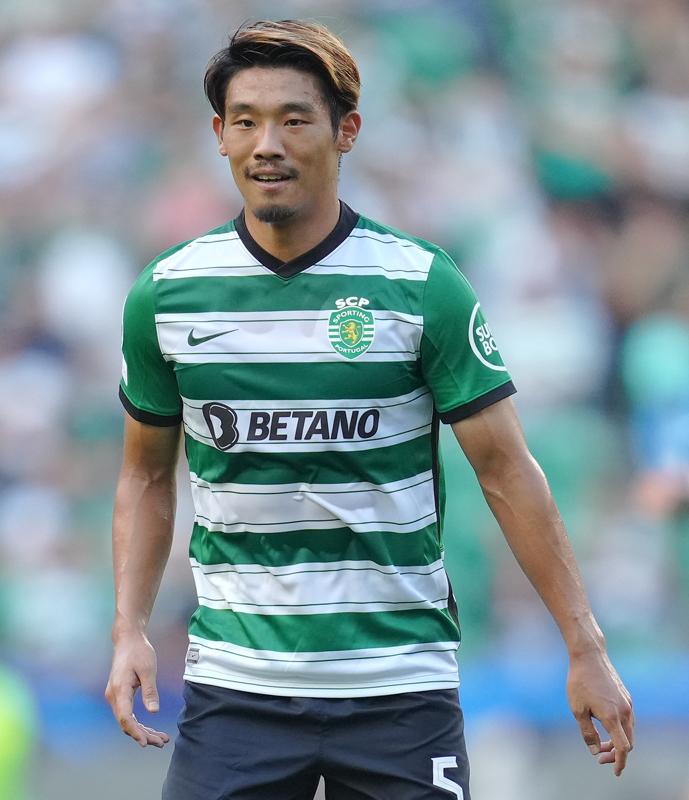 これが“職場”の戦闘服！W杯日本代表、海外組19名の「いつものユニ姿」まとめ｜写真16