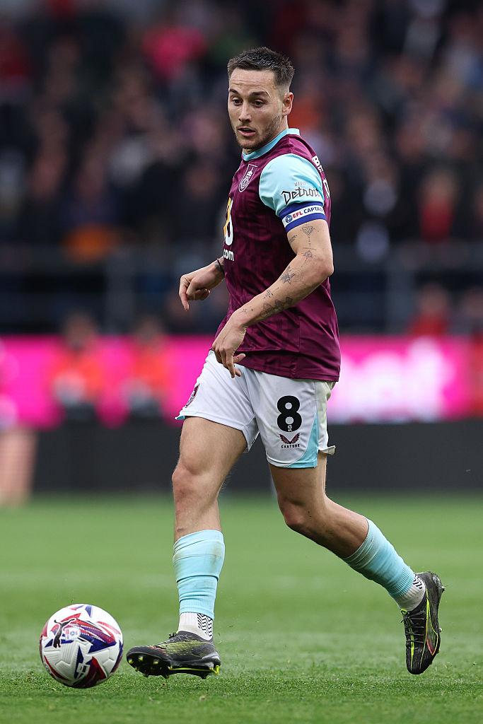 日本人選手も！今夏「まだクラブを見つけられていないビッグネーム」4名｜写真4