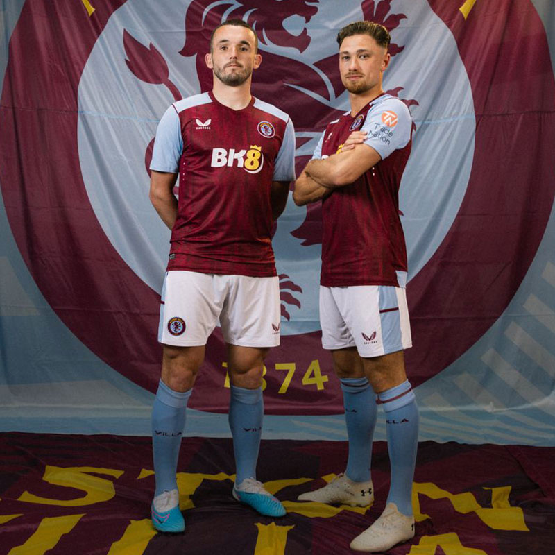 NEWエンブレム登場！アストン・ヴィラが23-24新ユニを発表　新たな胸ロゴは「ギャンブル系」｜写真7