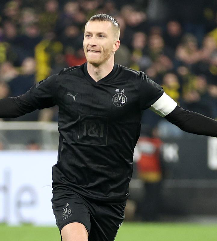 黒ずくめの組織…みたいな「超・漆黒のユニ」を8着そろえてみた｜写真16