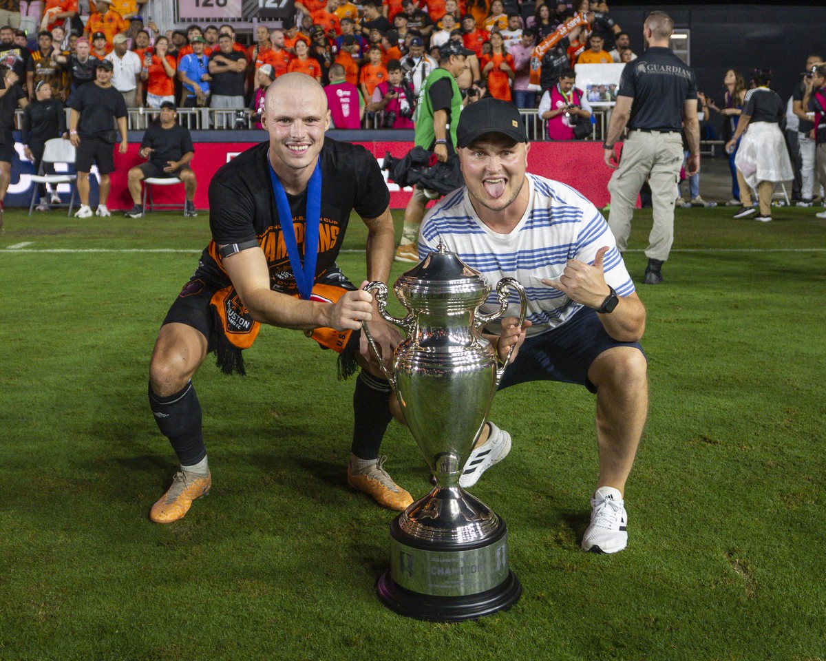 ファンでも知らない？リヴァプールのOBで「アジア、北米、南米でまだ現役を続ける5名」｜写真5