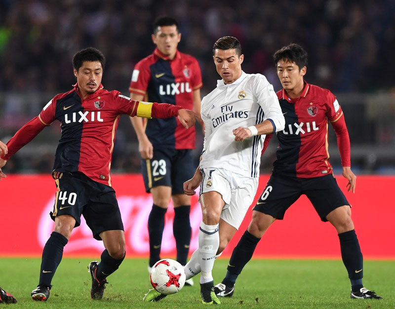 不思議な魅力！最高にかっこいい「ツートンカラーのユニフォーム」10選｜写真11