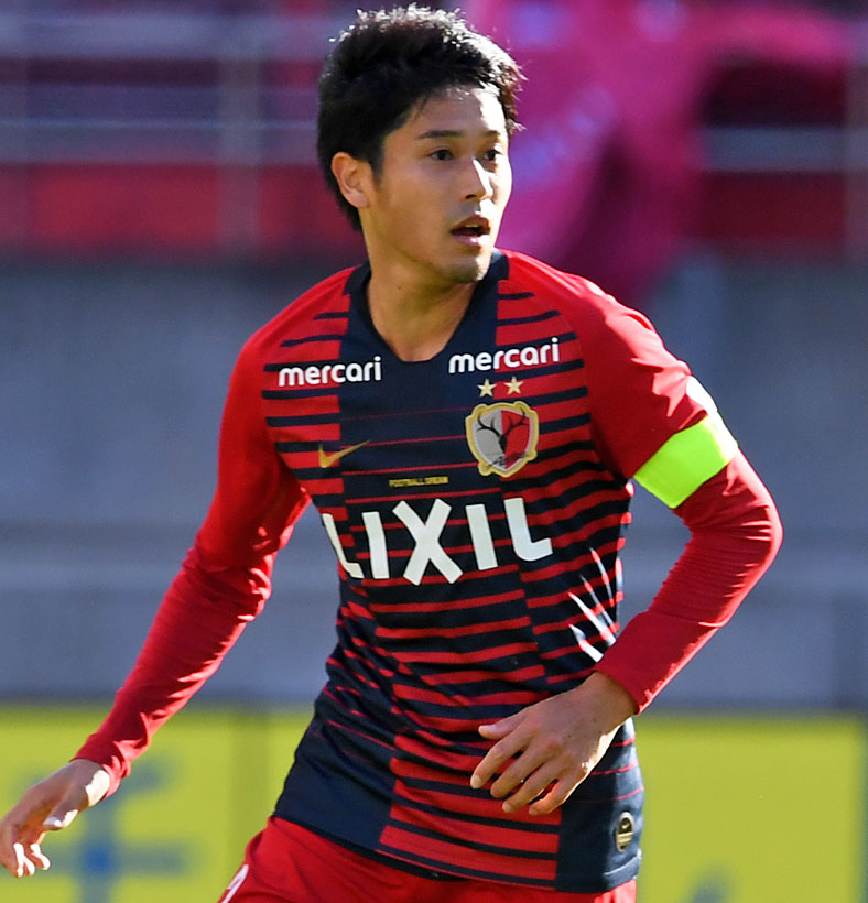 こんなに多かった！「五輪公式スポンサーを付けた」Jリーグのユニフォーム｜写真10