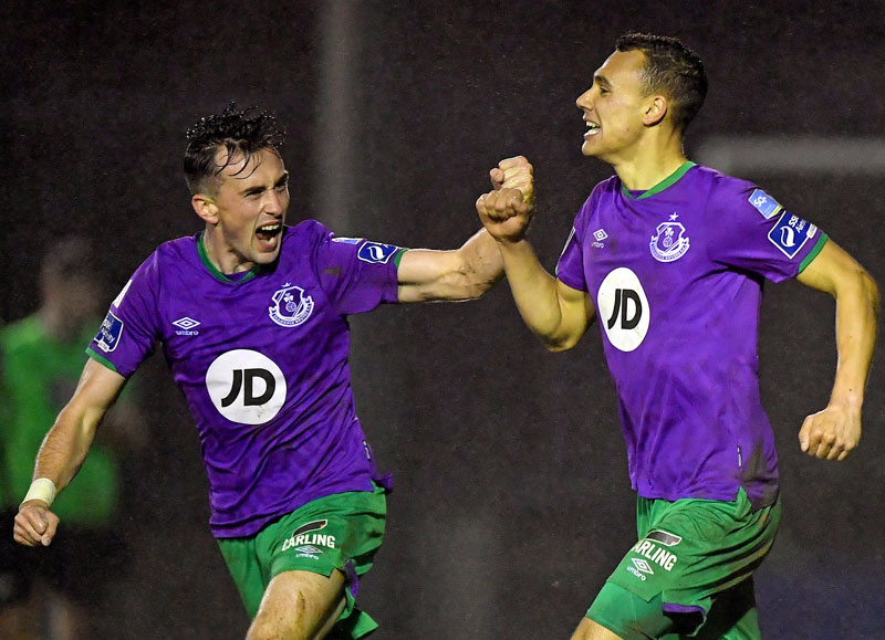 映画が話題！ちょっと「エヴァンゲリオンっぽい」ユニフォーム6選｜写真6