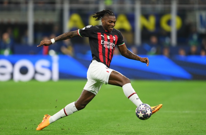 三笘薫がネイマール超えの世界7位！現世界最強の左ウィング10人｜写真8