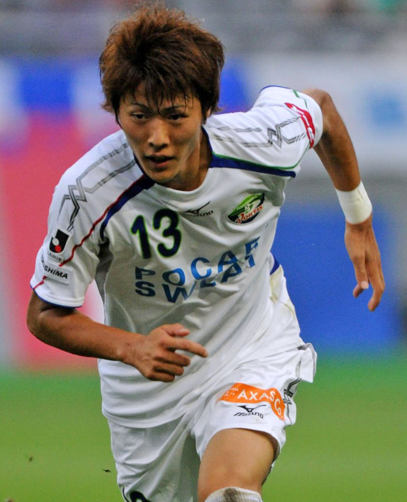 愛しすぎ！Jリーグでユニサプライヤーの「一社一筋」を貫く5つのチーム｜写真5