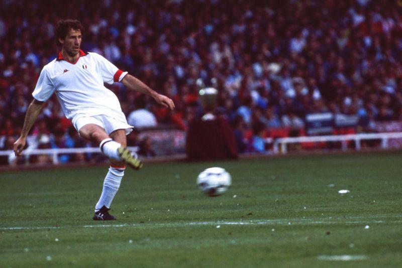 ウイイレ2020「ボール奪取最強のセンターバック」TOP10｜写真8