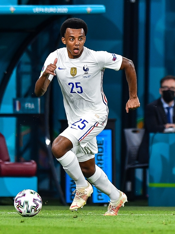 3大メーカーが激闘中！フランス代表の着用スパイクまとめ（EURO2020）｜写真25