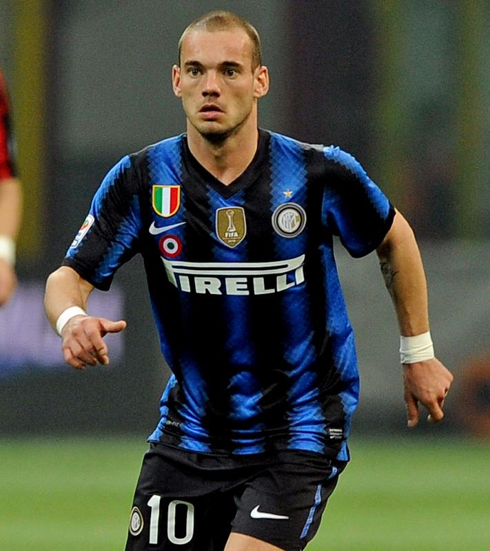 ミラノ勢が最強！セリエA、「2010-11シーズン最高のユニフォーム」8着｜写真8