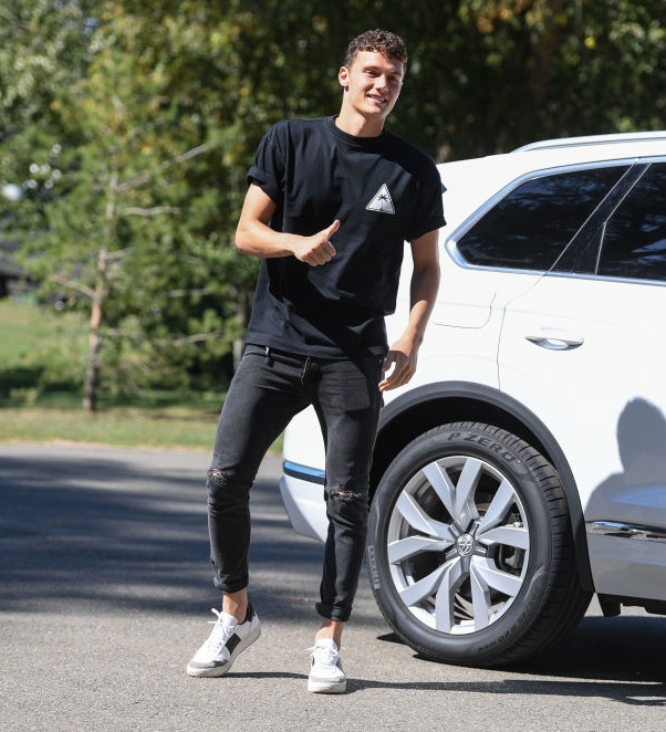  グリーズマンもいるぞ！フランス代表選手たちの「夏私服まとめ」｜写真12