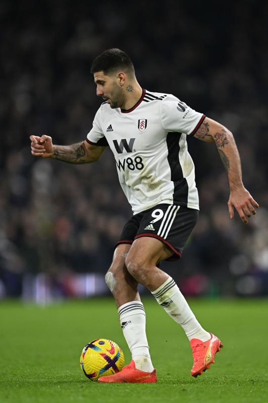 これは強い！三笘薫と同じPUMAスパイク『ウルトラアルティメット』を履く最強のベストイレブン｜写真12