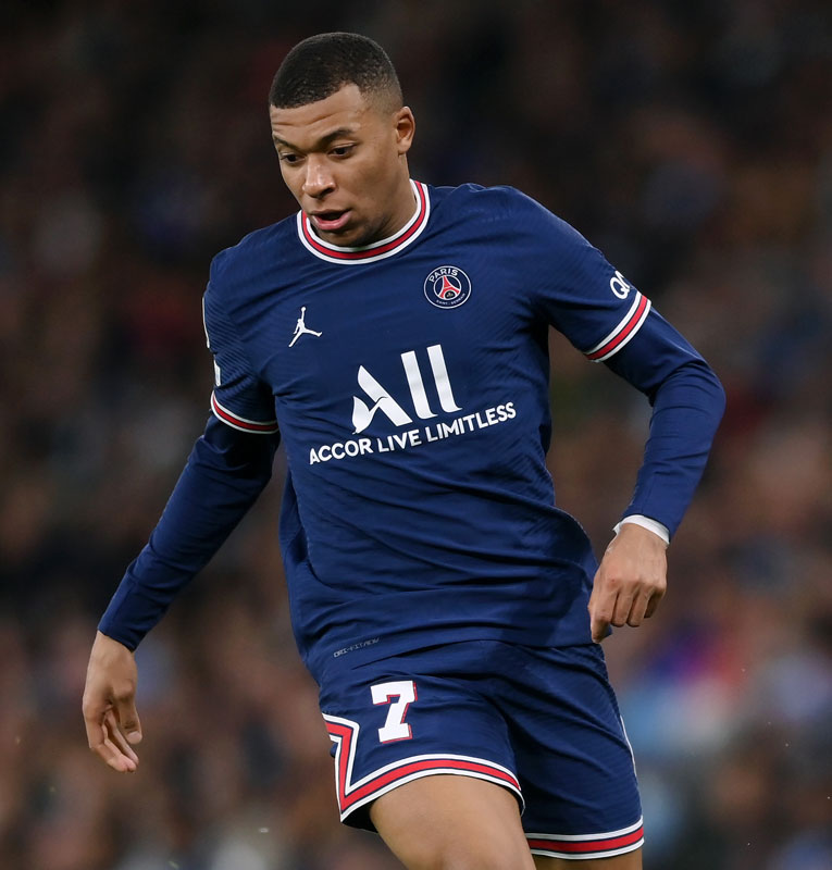 成績関係なし！21-22のCLを彩った「最高にかっこいいユニフォーム」11選｜写真8