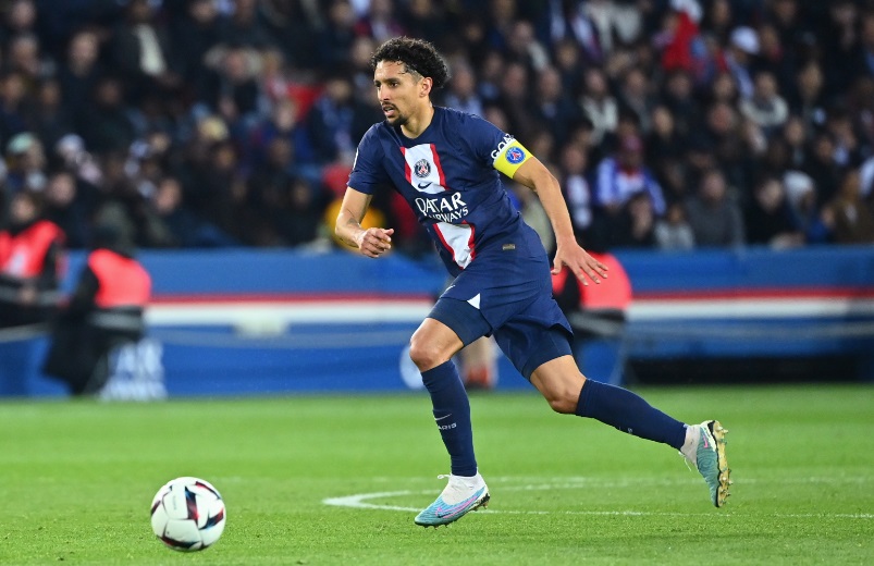 アジア人が世界5位！世界最強のセンターバック10人｜写真9