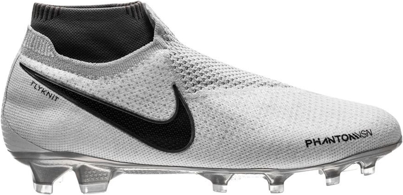 日本代表選手の着用スパイクまとめ（2018年10月）｜写真18