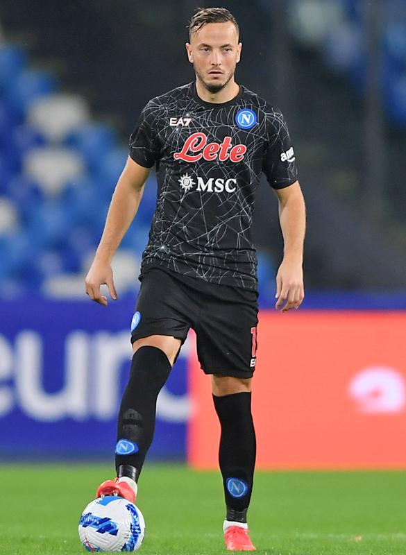 ナポリ、ちょっと不気味な「ハロウィン限定ユニフォーム」を発表！｜写真4