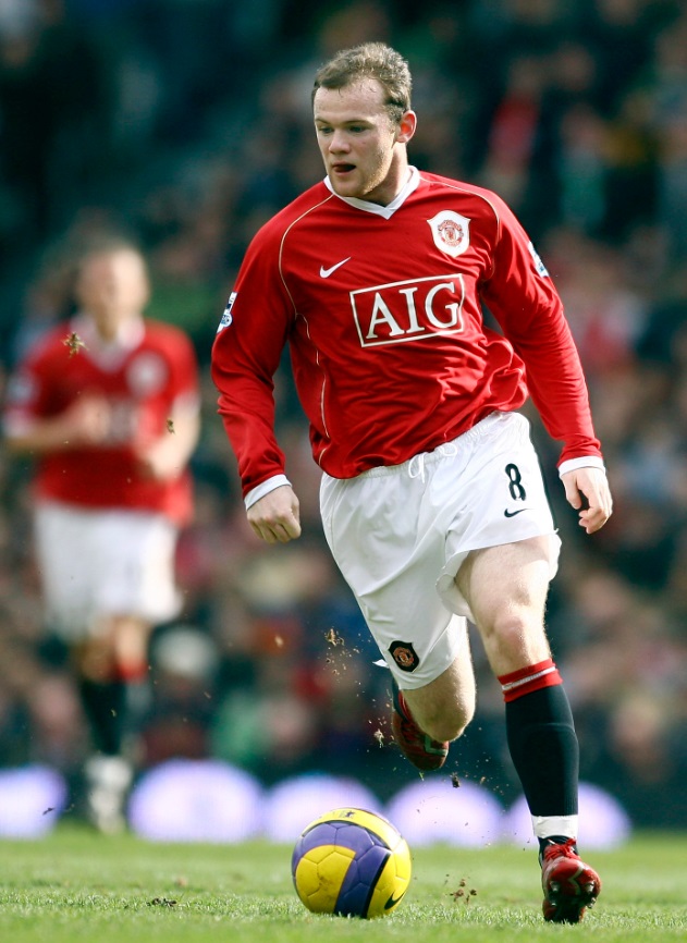 リヴァプールvsユナイテッド！最強かっこいい“赤”ユニフォーム10選｜写真19