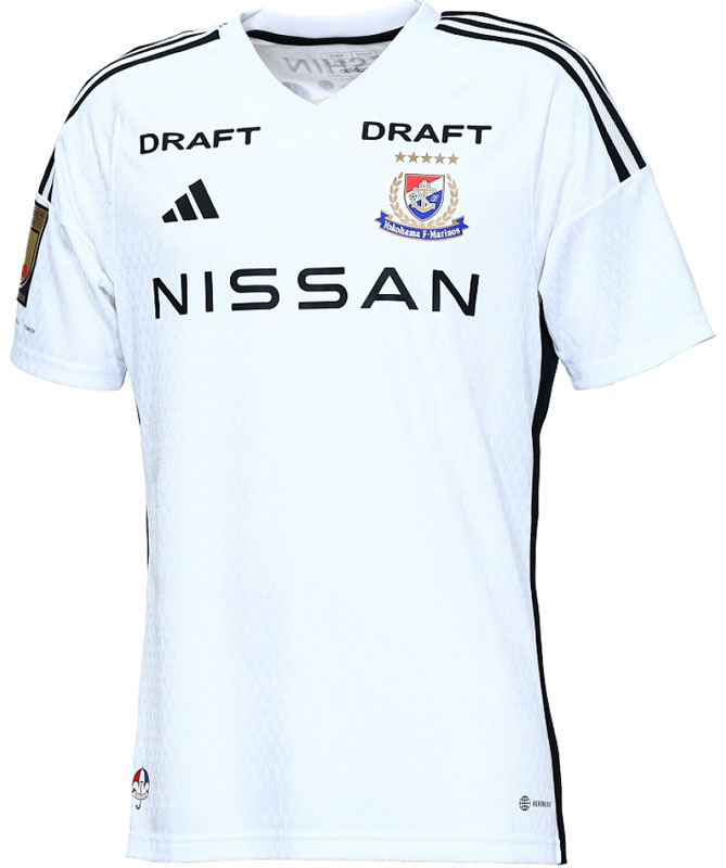 横浜F・マリノス、2023新ユニフォーム発表！「ゴール裏のバンデーラ」をデザイン｜写真4