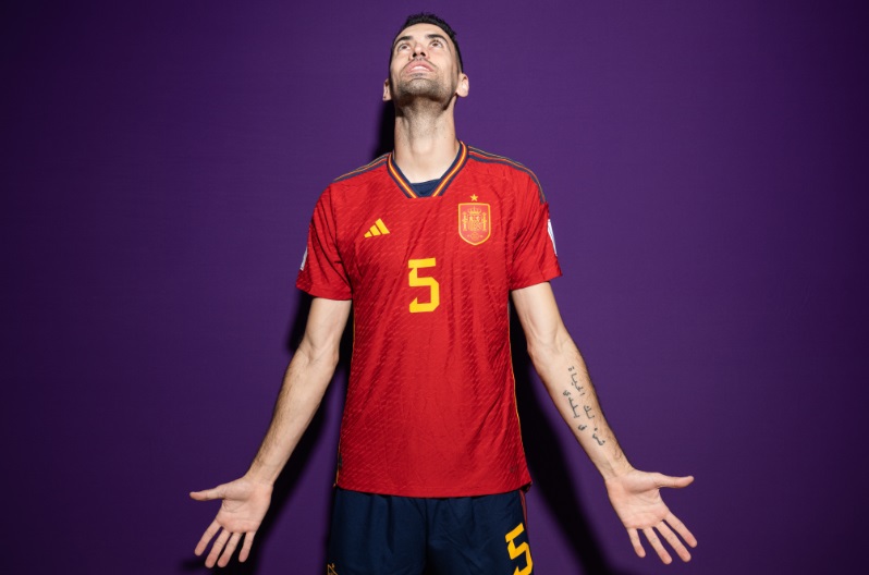 タトゥーをしてなさそうなのに実は彫っている世界的スター5人｜写真8