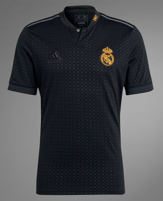 スポンサーロゴなし！adidasから『LFSTLRユニフォーム』が登場　今季サードユニを「街着モードにリ・デザイン」｜写真8