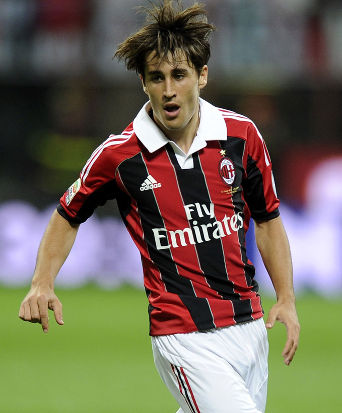 こんなに！ヴィッセル神戸のボージャンが着た「10のユニフォーム」｜写真3