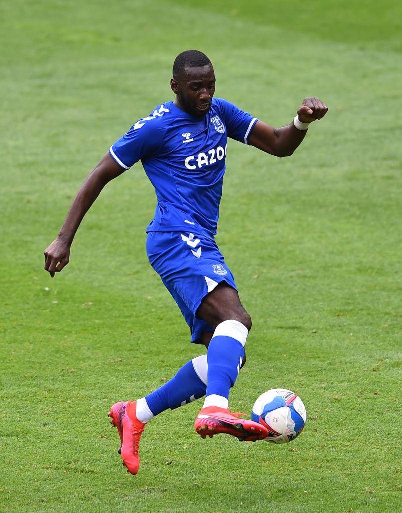 プレミア、「登録から何故か外れた」8名のスター選手｜写真4