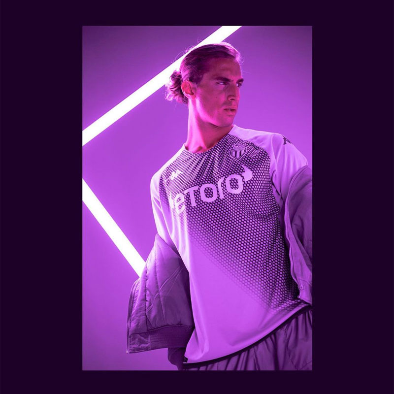 南野所属のモナコ、薄紫の22-23サードユニフォーム発表！“漆黒のアウェイ”も掲載｜写真9