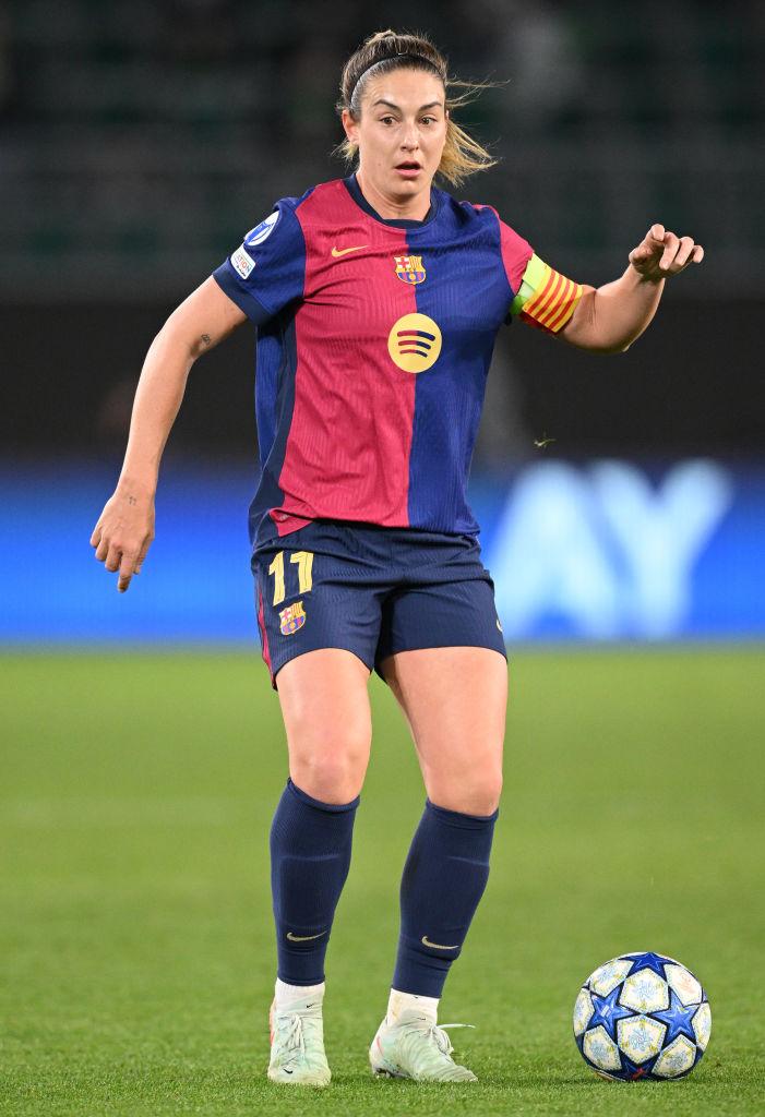 今、「最も高い給料を受け取っている女子サッカー選手」TOP5｜写真4