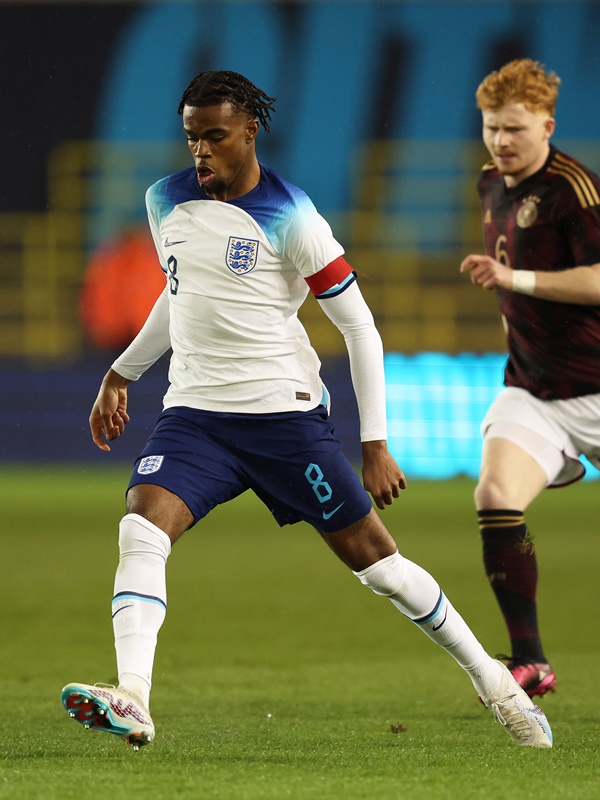 選手多すぎ問題！着用スパイクと一緒に見る、チェルシーの「豊富な戦力」｜写真27