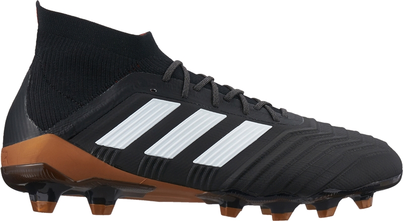 「プレデター」復活！adidasから新スパイク『プレデター 18』が登場｜写真13