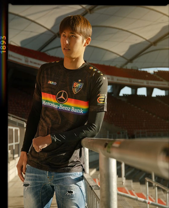 “多様性”に理解を！シュトゥットガルト、虹色「ダイバーシティ」ユニフォームを発表｜写真6