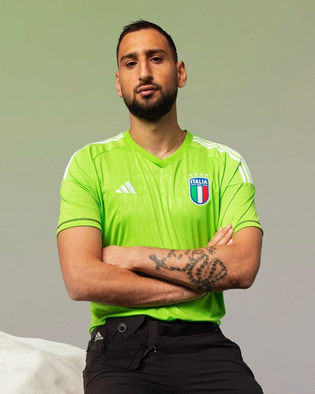 イタリア代表、「NEWサプライヤーadidas」の2023新ユニフォームを発表！｜写真10