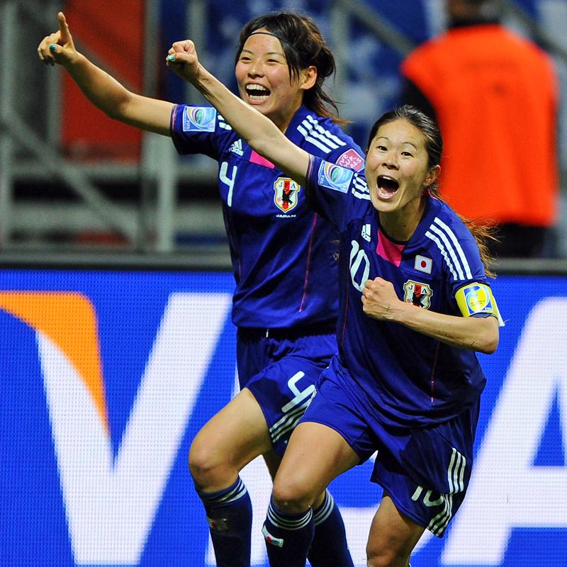 なでしこジャパン、世界に誇れる「美しきユニフォーム」5選｜写真8