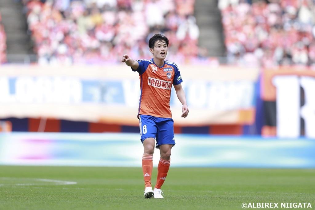 【インタビュー】初タイトルをこの手に！ルヴァン杯決勝を控えるアルビレックス新潟MF宮本英治が語る「初優勝の道筋」｜写真2