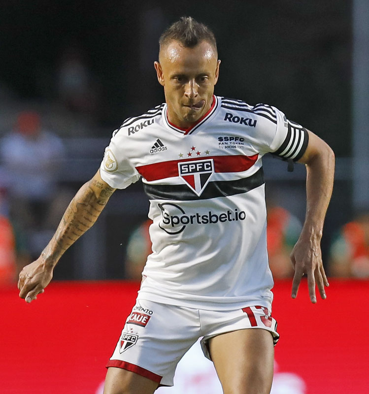 セレソンの原点！ブラジルリーグ、最新の「かっこいいユニフォーム」10選｜写真8