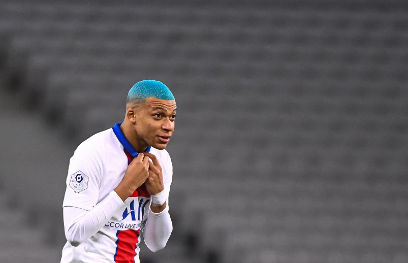 グリーズマンも！「派手髪」にイメチェンしたスターとその色使い｜写真3