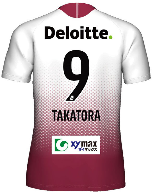 背中に選手名が！FC今治、2023ユニフォームは継続使用も「デザインは一部変更」｜写真5