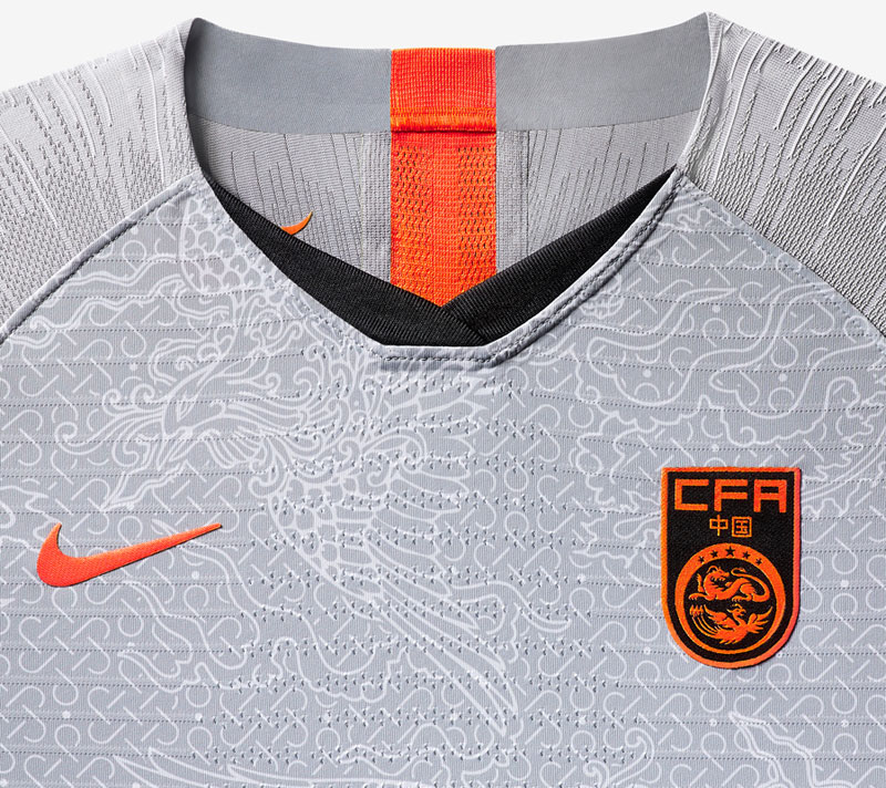 中国女子代表、W杯に向けた「鳳凰」の新ユニフォームを発表！｜写真4