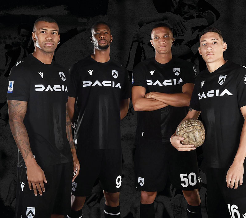 ウディネーゼ、125周年記念ユニフォーム発表！「歴代エンブレム」をデザイン｜写真5